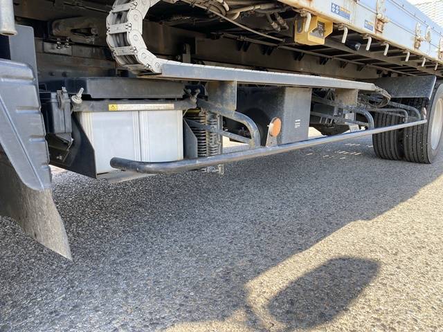 三菱ふそうキャンターセーフティローダー小型（2t・3t）[写真18]