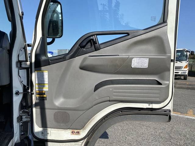 三菱ふそうキャンターセーフティローダー小型（2t・3t）[写真31]