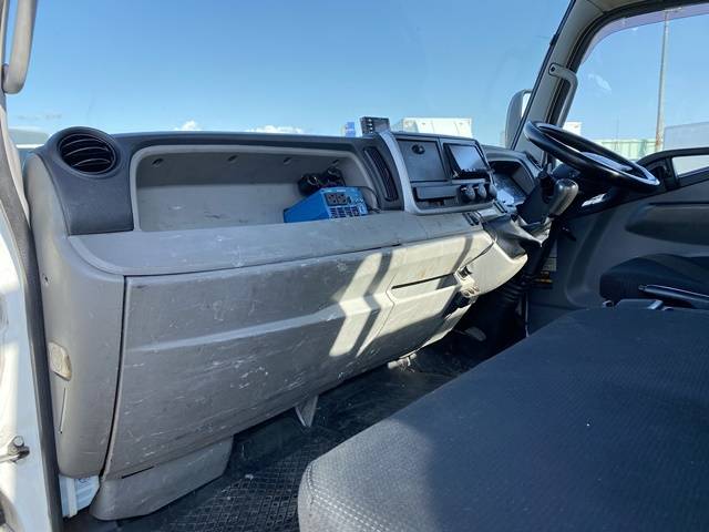 三菱ふそうキャンターセーフティローダー小型（2t・3t）[写真32]