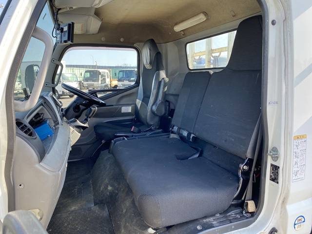 三菱ふそうキャンターセーフティローダー小型（2t・3t）[写真33]