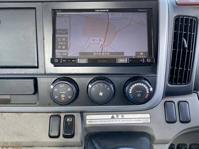 三菱ふそうキャンターセーフティローダー小型（2t・3t）[写真38]