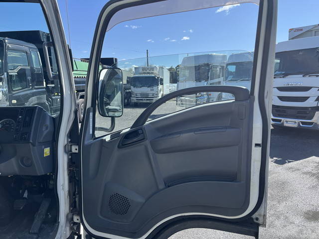 いすゞエルフアルミウイング小型（2t・3t）[写真29]