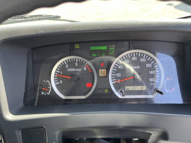 いすゞエルフアルミウイング小型（2t・3t）[写真33]