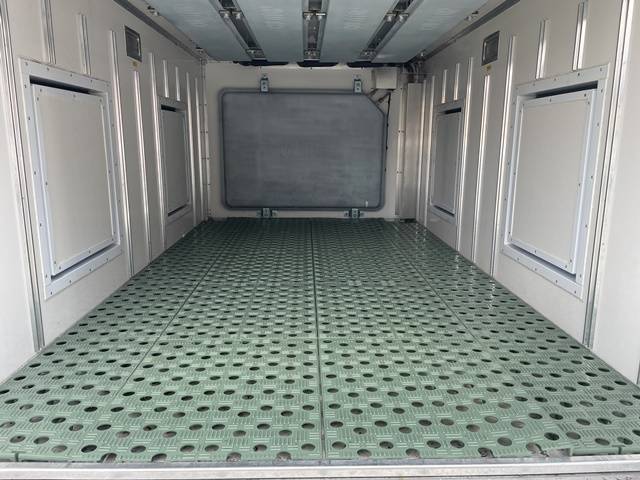 日野デュトロ冷凍車（冷蔵車）小型（2t・3t）[写真13]