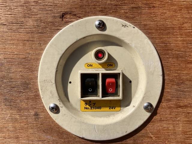 いすゞエルフアルミバン小型（2t・3t）[写真12]