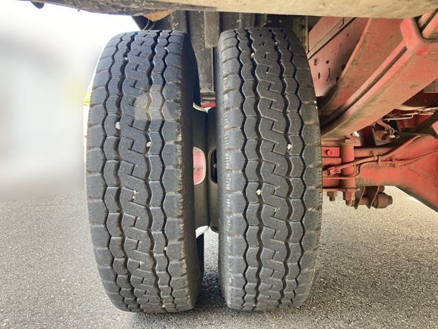 いすゞエルフアルミバン小型（2t・3t）[写真17]