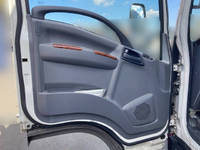 いすゞエルフアルミバン小型（2t・3t）[写真24]