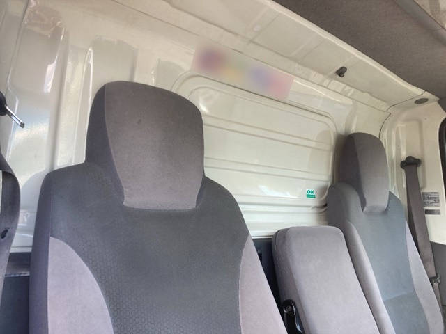 いすゞエルフアルミバン小型（2t・3t）[写真26]