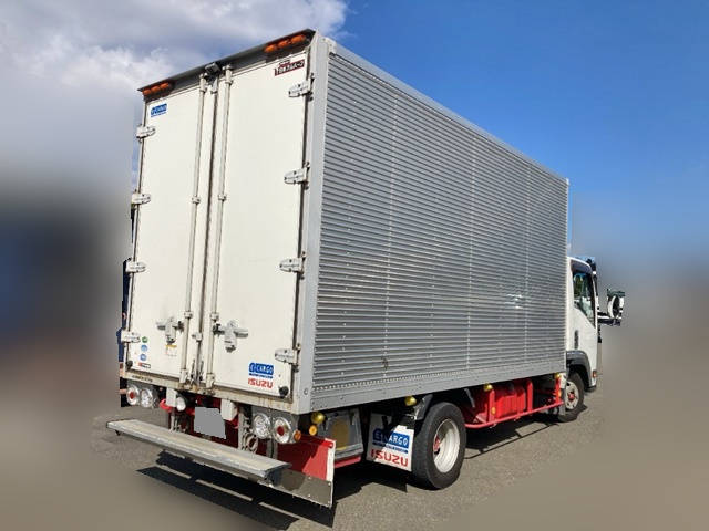 いすゞエルフアルミバン小型（2t・3t）[写真03]