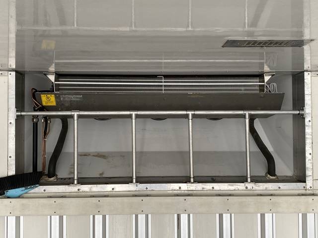 三菱ふそうファイター冷凍車（冷蔵車）中型（4t）[写真17]