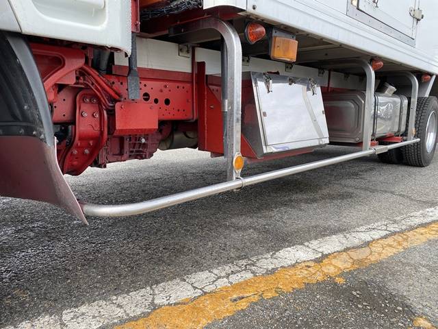 三菱ふそうファイター冷凍車（冷蔵車）中型（4t）[写真21]