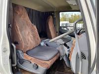 三菱ふそうファイター冷凍車（冷蔵車）中型（4t）[写真34]