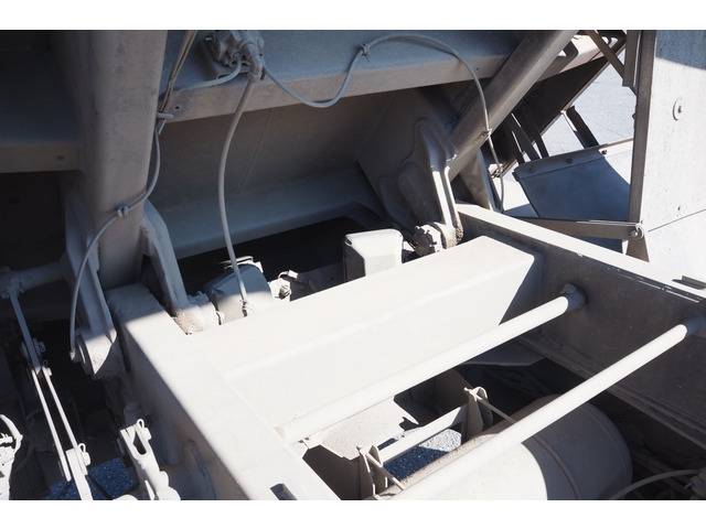 いすゞフォワード深ダンプ（土砂禁ダンプ）増トン（6t・8t）[写真17]