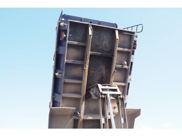 いすゞフォワード深ダンプ（土砂禁ダンプ）増トン（6t・8t）[写真09]