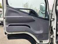 三菱ふそうキャンターアルミバン小型（2t・3t）[写真29]