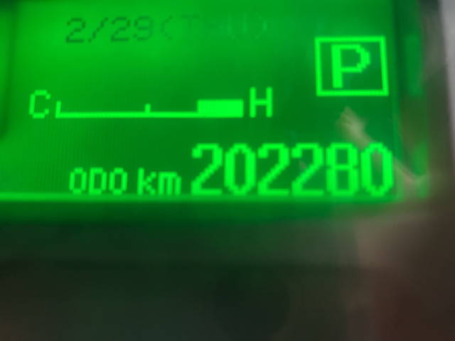 三菱ふそうキャンターアルミバン小型（2t・3t）[写真36]