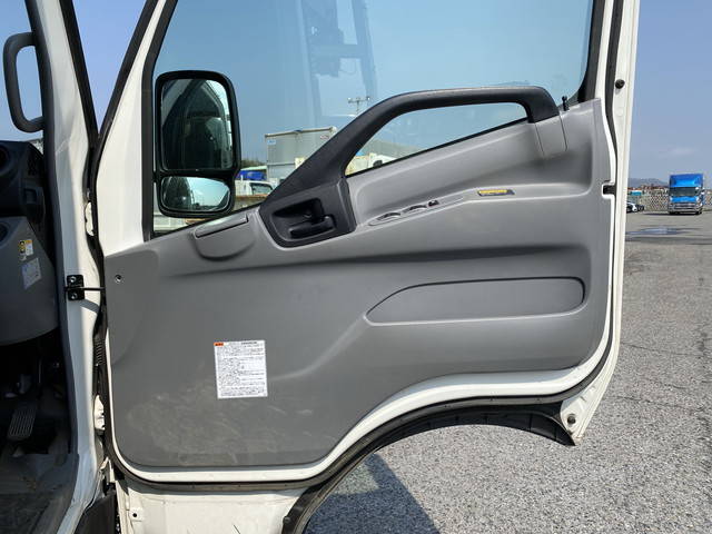 トヨタトヨエースクレーン5段小型（2t・3t）[写真31]