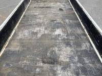 日産アトラス平ボディ小型（2t・3t）[写真13]