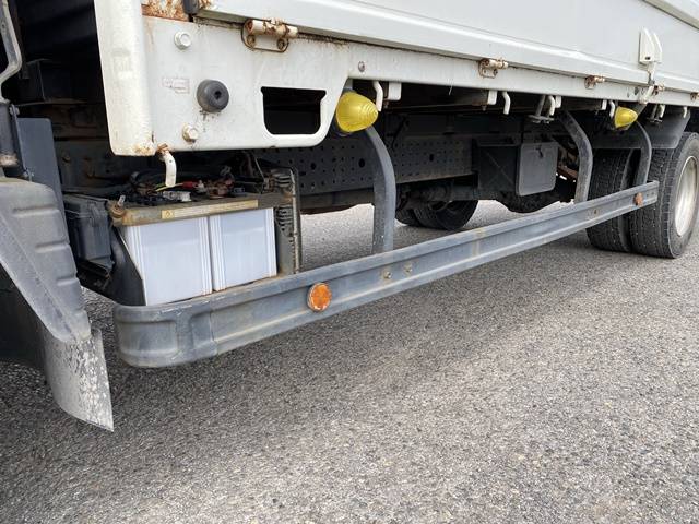 日産アトラス平ボディ小型（2t・3t）[写真18]