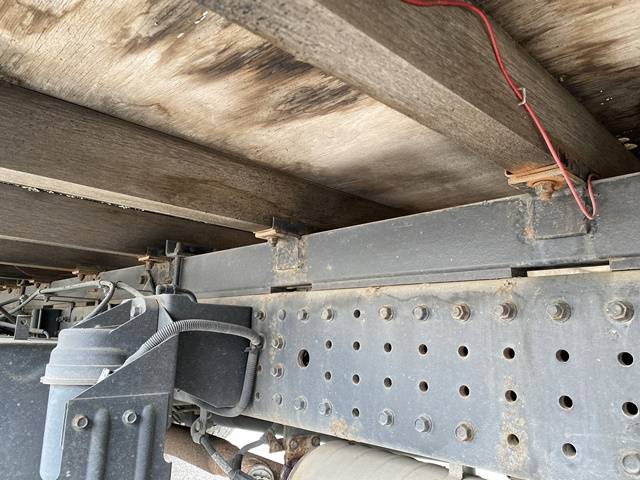 日産アトラス平ボディ小型（2t・3t）[写真23]