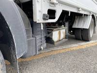 日産アトラス平ボディ小型（2t・3t）[写真20]