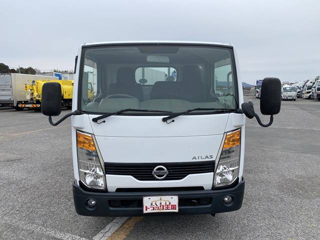 日産アトラス平ボディ小型（2t・3t）[写真09]