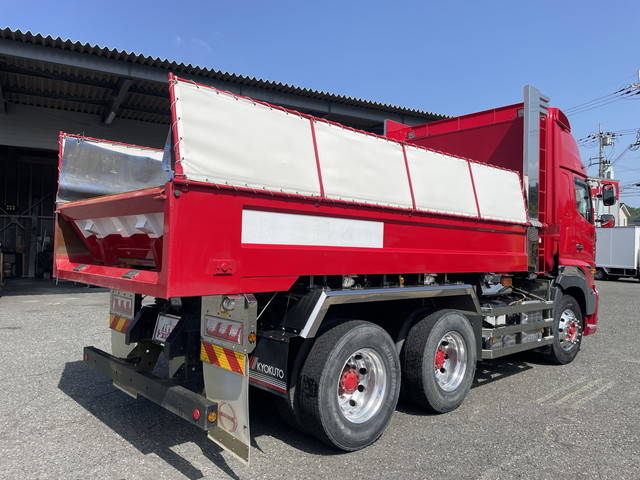 日野プロフィアダンプ大型（10t）[写真02]