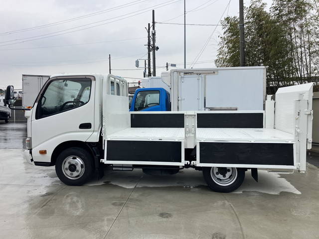 トヨタダイナ平ボディ小型（2t・3t）[写真19]