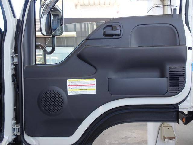 マツダタイタン平ボディ小型（2t・3t）[写真11]