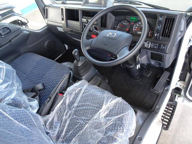 マツダタイタン平ボディ小型（2t・3t）[写真12]