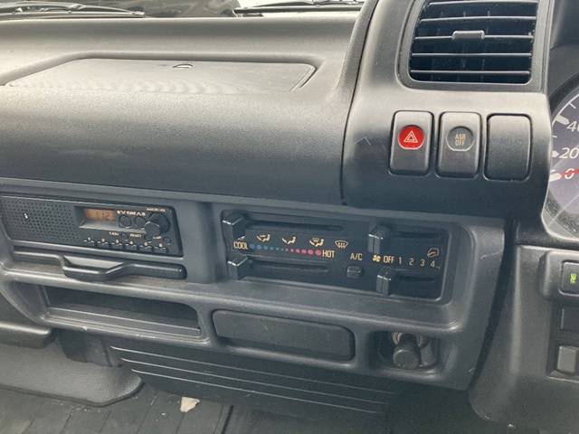 いすゞエルフアルミバン小型（2t・3t）[写真34]