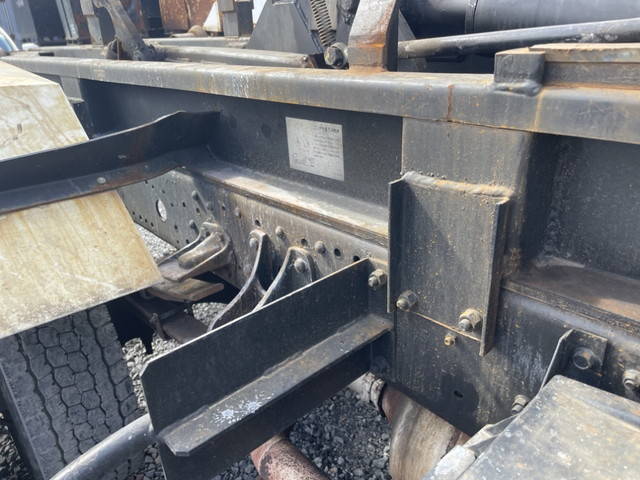 三菱ふそうファイターコンテナ専用車中型（4t）[写真16]