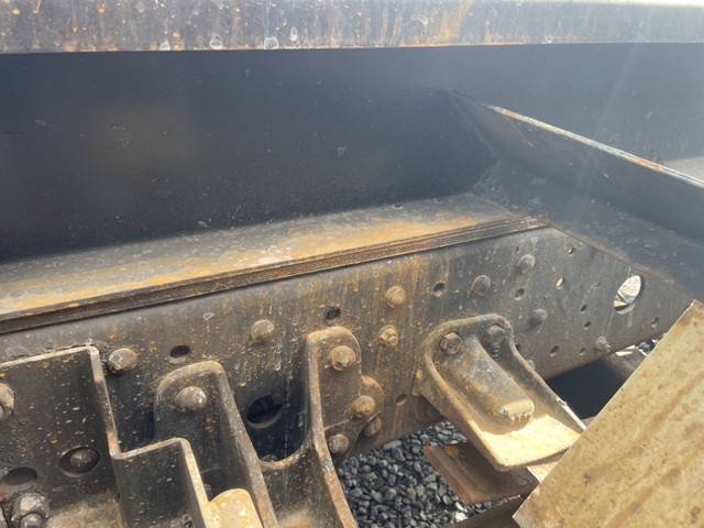 三菱ふそうファイターコンテナ専用車中型（4t）[写真18]