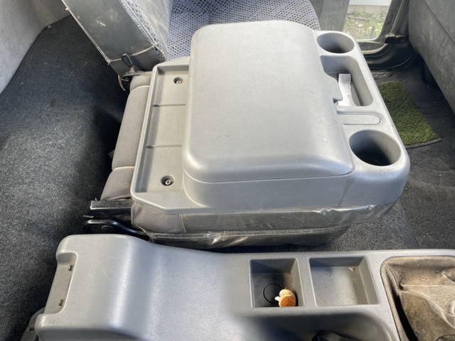 三菱ふそうファイターコンテナ専用車中型（4t）[写真29]