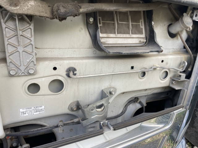 三菱ふそうファイターコンテナ専用車中型（4t）[写真05]