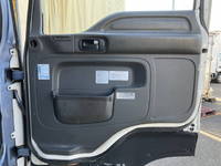 いすゞギガクレーン3段大型（10t）[写真28]