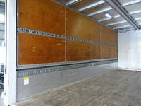 三菱ふそうファイターアルミウイング中型（4t）[写真16]