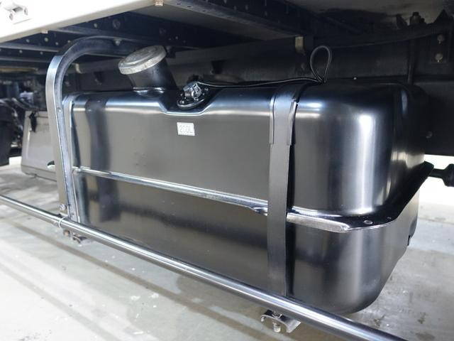 三菱ふそうファイターアルミウイング中型（4t）[写真29]