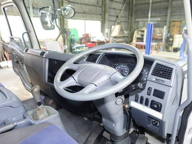 三菱ふそうファイターアルミウイング中型（4t）[写真38]