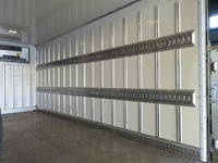 三菱ふそうキャンター冷凍車（冷蔵車）小型（2t・3t）[写真10]