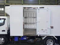 三菱ふそうキャンター冷凍車（冷蔵車）小型（2t・3t）[写真15]