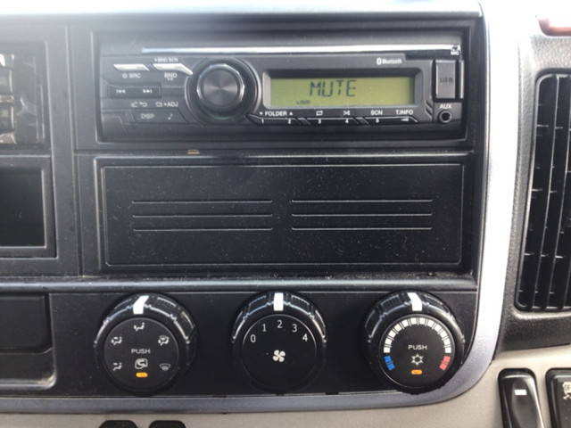 三菱ふそうキャンター冷凍車（冷蔵車）小型（2t・3t）[写真31]