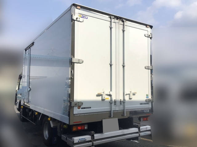 三菱ふそうキャンター冷凍車（冷蔵車）小型（2t・3t）[写真04]