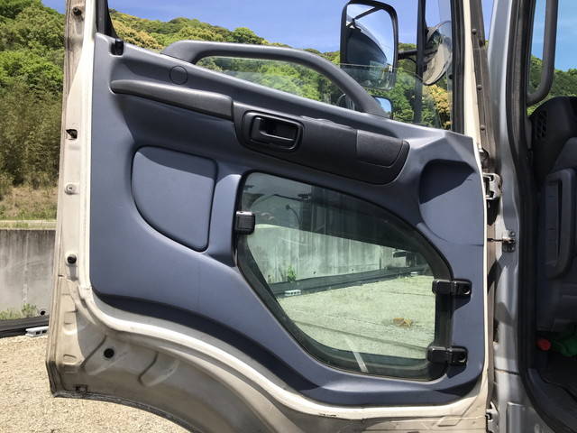 日野プロフィアアルミブロック大型（10t）[写真25]