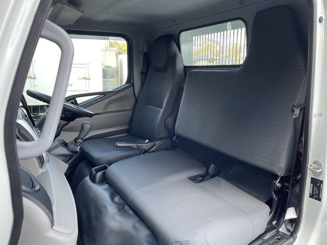 三菱ふそうキャンターダンプ小型（2t・3t）[写真29]