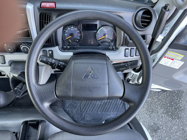 三菱ふそうキャンターダンプ小型（2t・3t）[写真34]