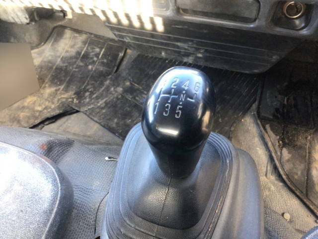 いすゞエルフローダーダンプ小型（2t・3t）[写真32]