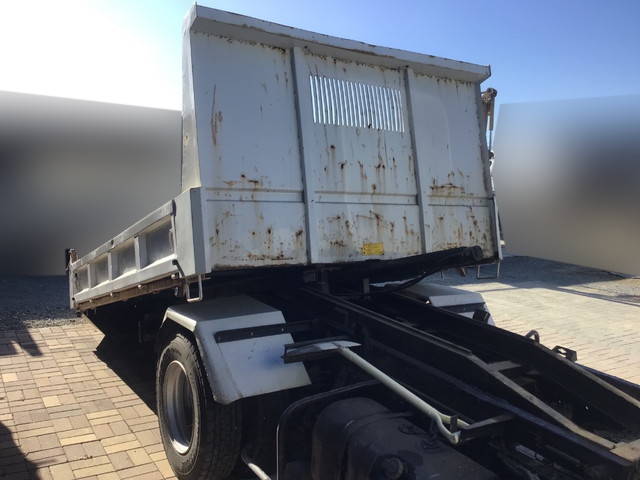 いすゞエルフローダーダンプ小型（2t・3t）[写真09]