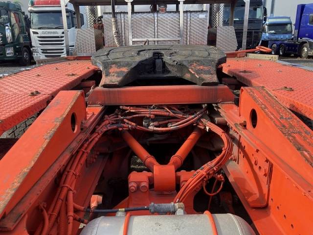 日野プロフィアトレーラーヘッド（トラクターヘッド）大型（10t）[写真05]