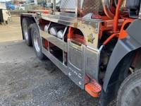 日野プロフィアトレーラーヘッド（トラクターヘッド）大型（10t）[写真09]